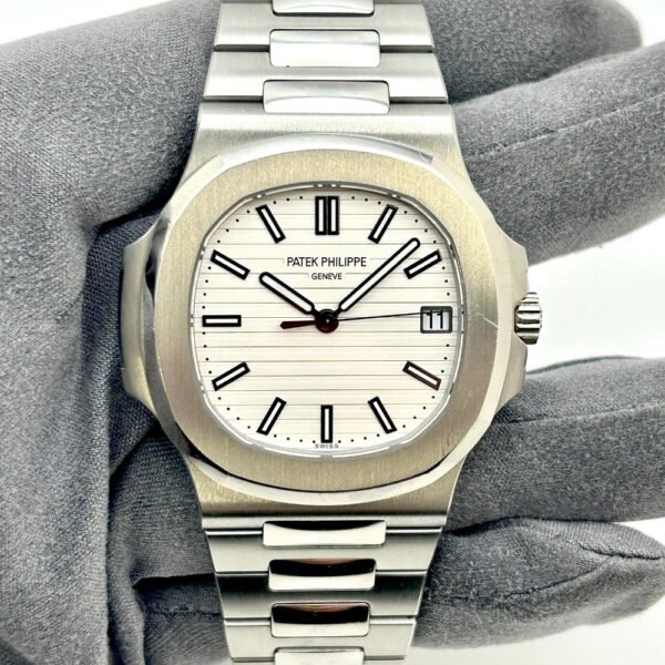 PATEK PHILIPPE Nautilus 5711/1A-011