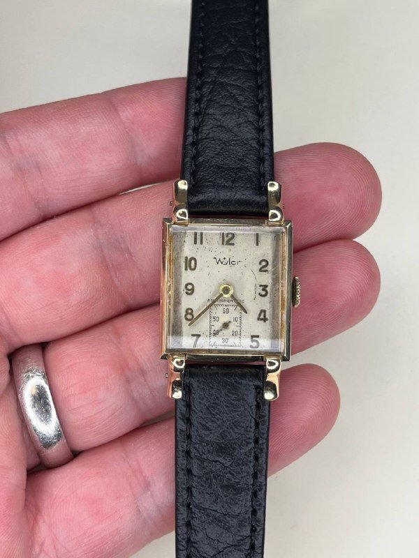 Wyler 14k Yellow Gold Tank with Fancy Lugs 1946